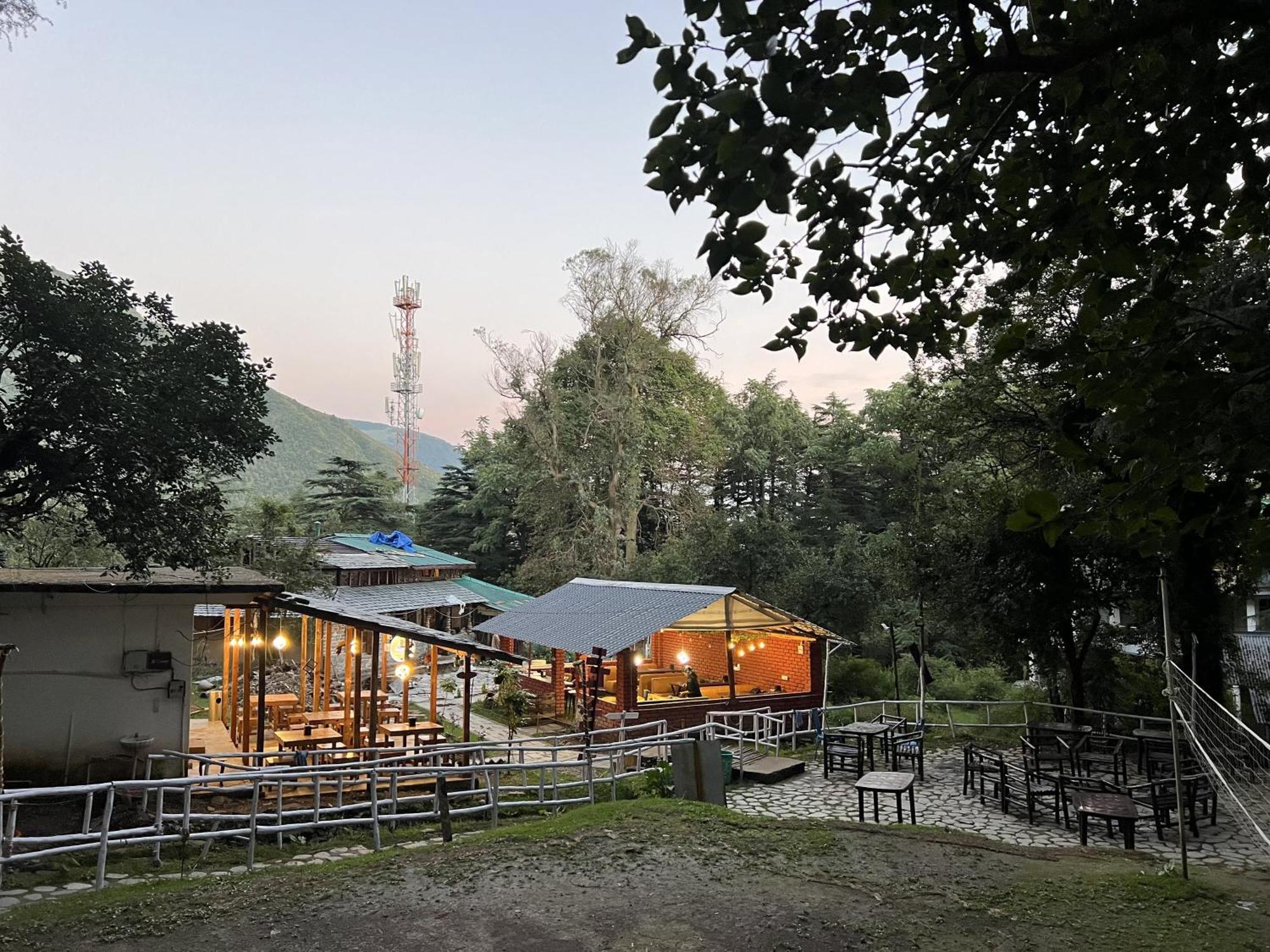 Himtrek Stays,Mcleodganj 麦罗肯机 外观 照片